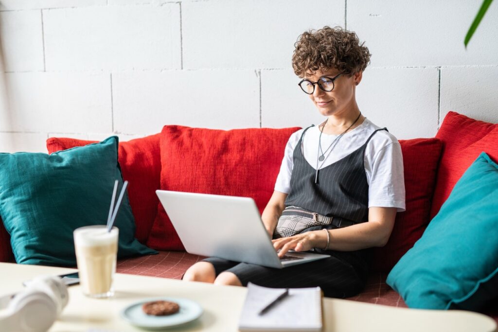 W dobie szybko zmieniającej się technologii i rosnących wymagań środowiska biznesowego, profesjonaliści poszukują sprzętu, który nie tylko ułatwi realizację codziennych zadań, ale również podkreśli ich profesjonalizm